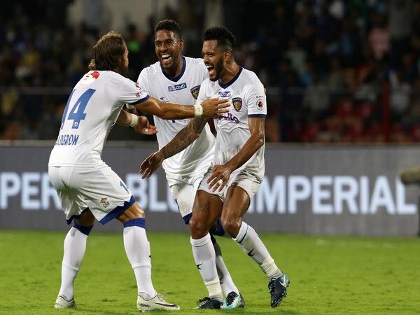 Chennaiyin edge out Bengaluru to lift ISL trophy Chennaiyin edge out Bengaluru to lift ISL trophy