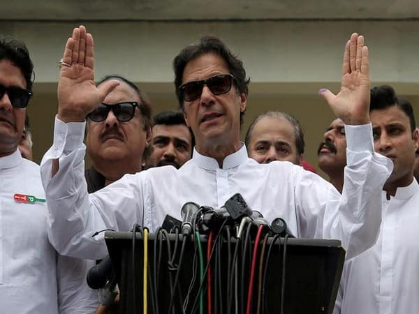 PTI officially names Imran Khan as PM candidate PTI officially names Imran Khan as PM candidate