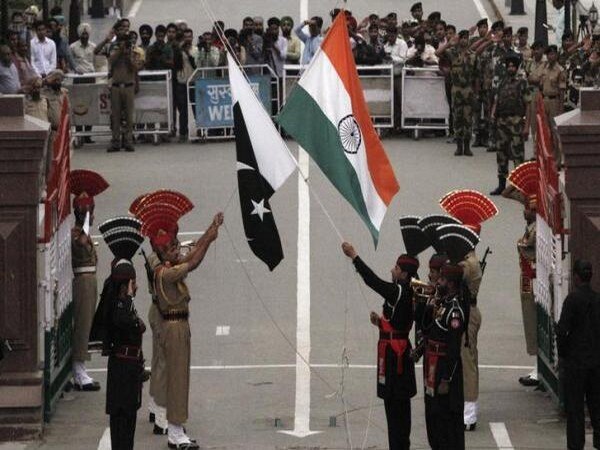 Pak's military reaching out to India for cooperation: Report Pak's military reaching out to India for cooperation: Report