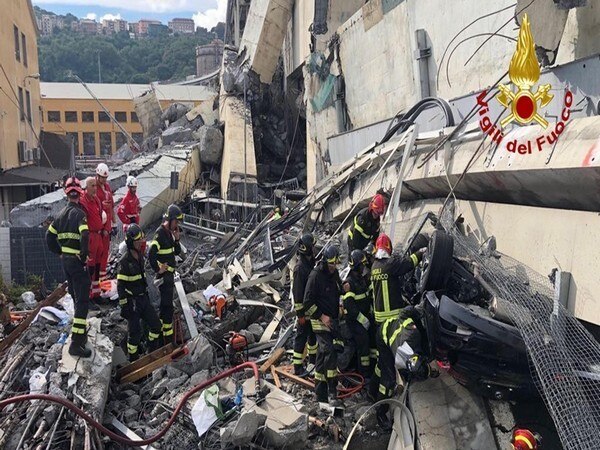 Genoa bridge collapse: Italy PM declares state of emergency Genoa bridge collapse: Italy PM declares state of emergency