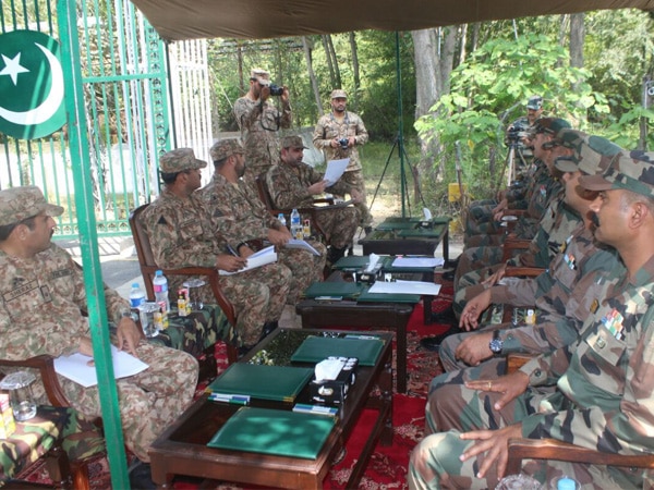 J-K: Battalion commanders level meeting held in Poonch's Chakan-da-Bagh J-K: Battalion commanders level meeting held in Poonch's Chakan-da-Bagh