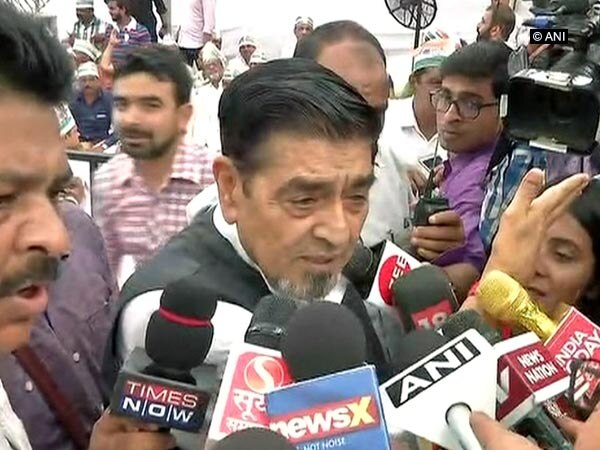 Was Tytler asked to leave Congress protest at Rajghat? Was Tytler asked to leave Congress protest at Rajghat?