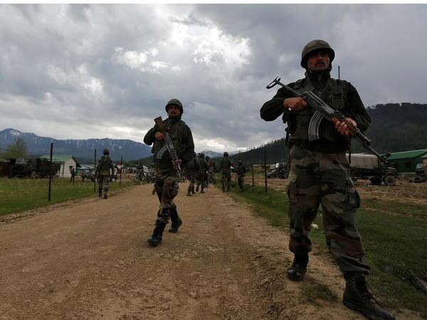 Terrorist held in J&K's Kupwara district Terrorist held in J&K's Kupwara district