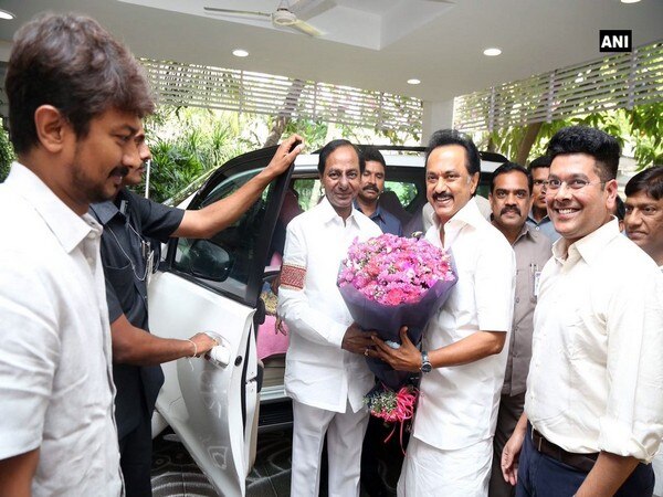 KCR reaches out to DMK leadership for federal front KCR reaches out to DMK leadership for federal front