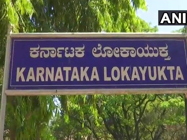 Karnataka Lokayukta stabbed, accused arrested Karnataka Lokayukta stabbed, accused arrested