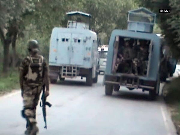 J&K: Two JeM terrorists killed in Shopian J&K: Two JeM terrorists killed in Shopian