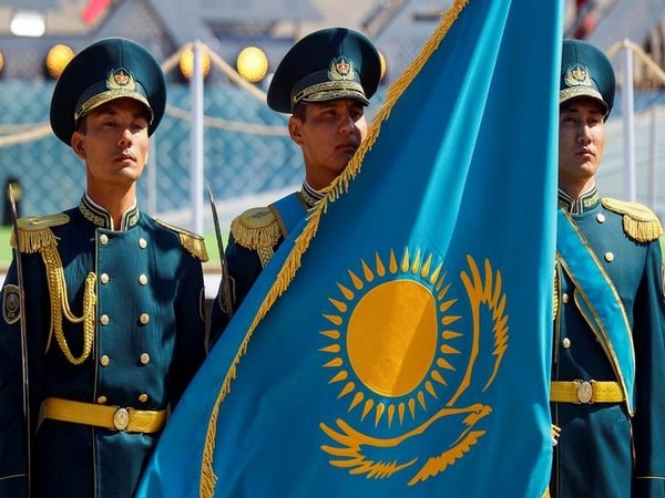 Kazakhstan offers military,security help to Afghanistan Kazakhstan offers military,security help to Afghanistan