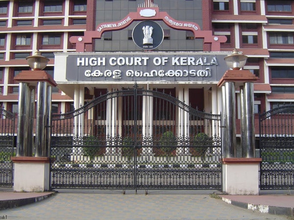 Kerala HC dismisses plea against four CPI ministers Kerala HC dismisses plea against four CPI ministers