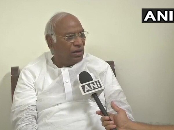 Siddaramaiah for CM? Kharge says Cong high command to decide Siddaramaiah for CM? Kharge says Cong high command to decide