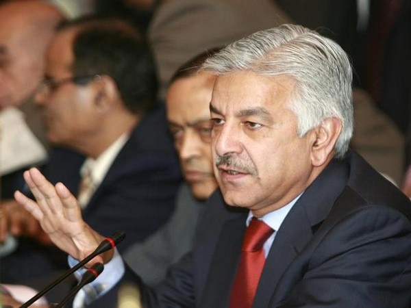 US must stop attacking, opt for negotiated settlement in Afghanistan: Asif US must stop attacking, opt for negotiated settlement in Afghanistan: Asif