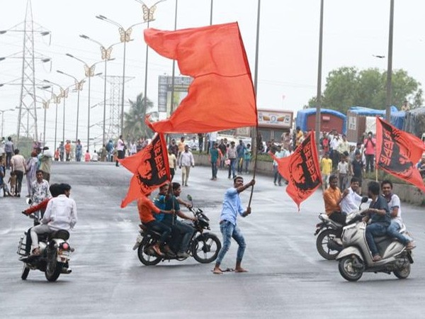 Maratha outfit to carry out jail bharo andolan from tomorrow Maratha outfit to carry out jail bharo andolan from tomorrow