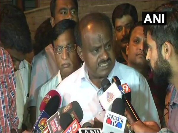 JDS, Congress MLAs to stay united at same place: Kumaraswamy JDS, Congress MLAs to stay united at same place: Kumaraswamy