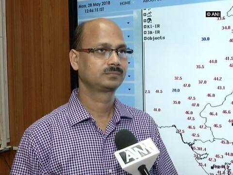 Rain, high speed winds to bring relief for Delhiites Rain, high speed winds to bring relief for Delhiites