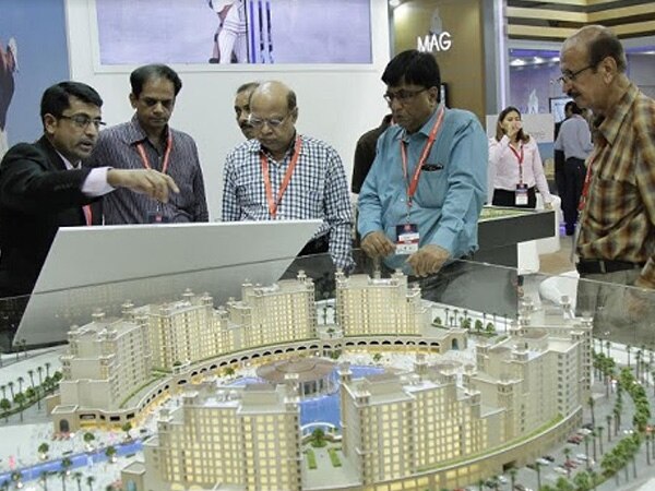 Indians ready to capitalise on Dubai's lucrative real-estate industry Indians ready to capitalise on Dubai's lucrative real-estate industry Indians ready to capitalise on Dubai's lucrative real-estate industry