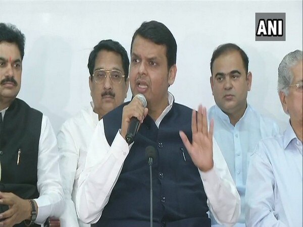 Dhule lynching case will be sent to fast-track court: Fadnavis Dhule lynching case will be sent to fast-track court: Fadnavis