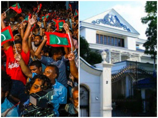 Maldives crisis: 'Army could storm Supreme Court at any moment' Maldives crisis: 'Army could storm Supreme Court at any moment'