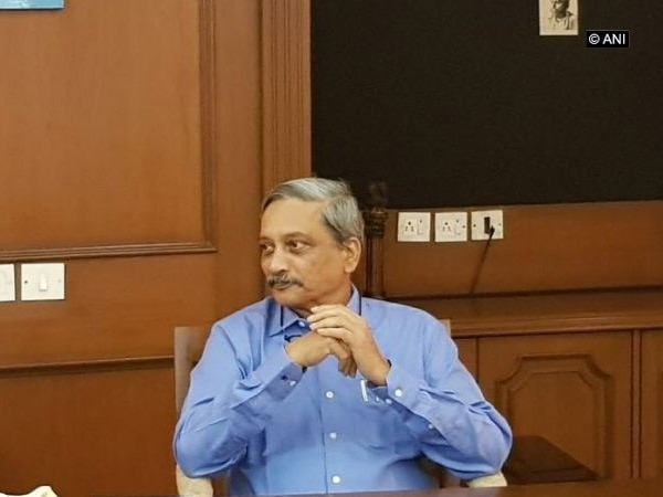 Parrikar reaches assembly to present state budget Parrikar reaches assembly to present state budget