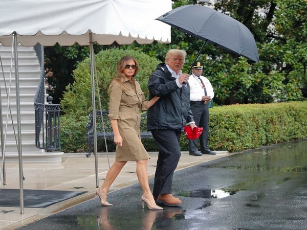 Melania Trump wears heels again on way to Texas Melania Trump wears heels again on way to Texas