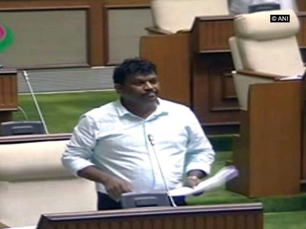 Goa: BJP MLA slams Parrikar govt on beef issue