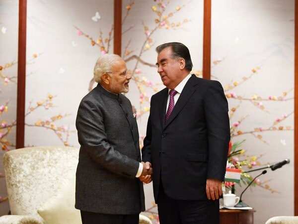 PM Modi meets Tajikistan pres, discusses bilateral ties PM Modi meets Tajikistan pres, discusses bilateral ties