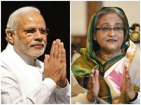 PM Modi, Hasina reach Santiniketan PM Modi, Hasina reach Santiniketan