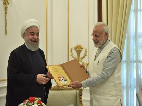 Rouhani gifts Panchatantra, Mahabharata to PM Modi Rouhani gifts Panchatantra, Mahabharata to PM Modi