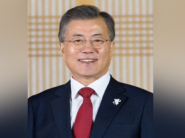 S Korean President to arrive in India today S Korean President to arrive in India today