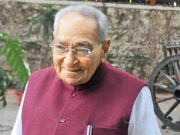 Vora seeks ban on social media postings Vora seeks ban on social media postings