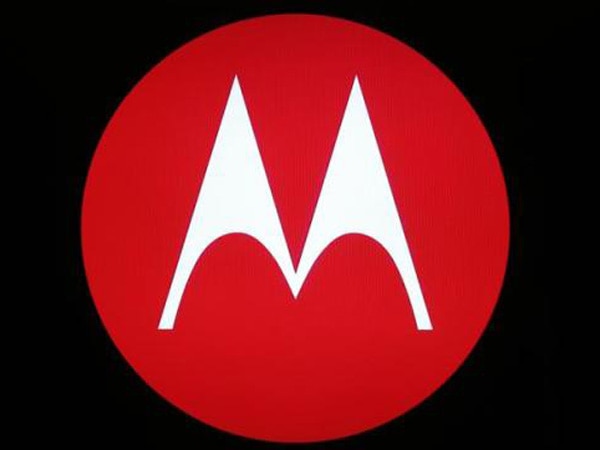 Motorola expands its retail footprint, announces 50 Moto hubs in Delhi Motorola expands its retail footprint, announces 50 Moto hubs in Delhi