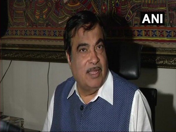 Delhi-Meerut Expressway to ease commute: Nitin Gadkari Delhi-Meerut Expressway to ease commute: Nitin Gadkari