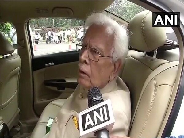 Army won't give half an inch of Kashmir: Natwar Singh Army won't give half an inch of Kashmir: Natwar Singh