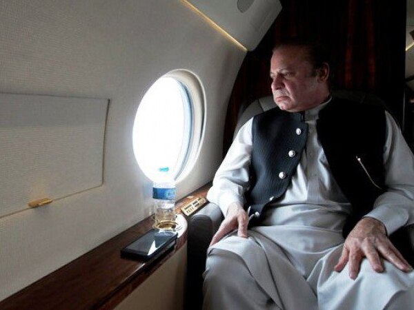 Nawaz Sharif arrives in Saudi, to discuss