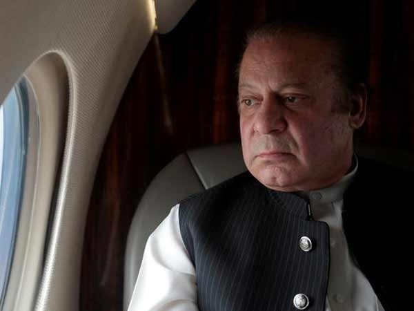Sharif may extend his stay in London, summons PM, PML-N leaders after review pleas' rejected Sharif may extend his stay in London, summons PM, PML-N leaders after review pleas' rejected