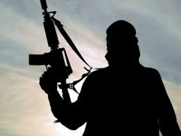 Naxal carrying bounty of 10 lakh surrenders Naxal carrying bounty of 10 lakh surrenders