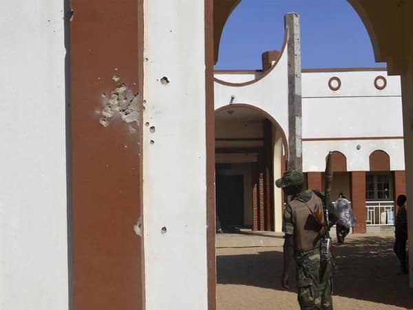 Gunmen kill 10 in Nigeria's Port Harcourt Gunmen kill 10 in Nigeria's Port Harcourt