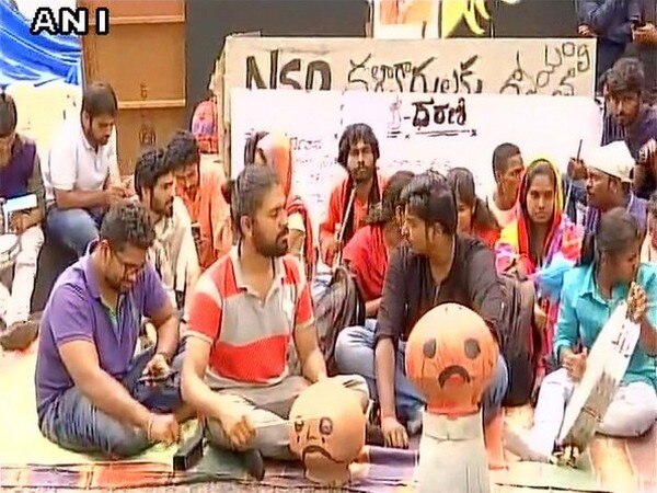 NSD Bengaluru students begin protests after being evicted over unpaid rent NSD Bengaluru students begin protests after being evicted over unpaid rent