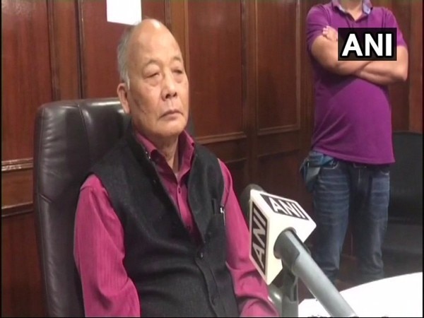 Citing K'taka example, former Manipur, Meghalaya CMs stake claim to form Govt Citing K'taka example, former Manipur, Meghalaya CMs stake claim to form Govt