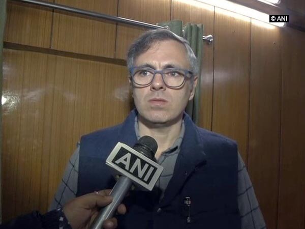 Omar Abdullah bats for Governor's rule in J-K Omar Abdullah bats for Governor's rule in J-K