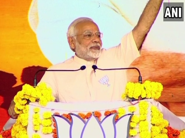 PM Modi congratulates Congress on 'Aurangzeb Raj' PM Modi congratulates Congress on 'Aurangzeb Raj' PM Modi congratulates Congress on 'Aurangzeb Raj'