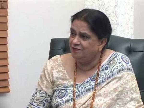 Pak senator makes sexist remarks on woman's saree