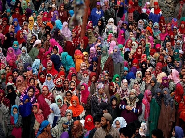 Pakistan world's fourth worst country for women, says report Pakistan world's fourth worst country for women, says report