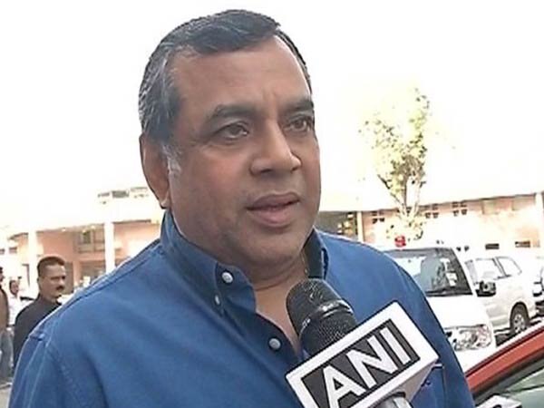 Taj Mahal controversy unnecessary and pathetic: Paresh Rawal Taj Mahal controversy unnecessary and pathetic: Paresh Rawal