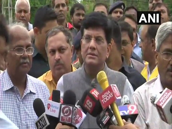 Mumbai: 445 bridges to undergo safety audit, says Piyush Goyal Mumbai: 445 bridges to undergo safety audit, says Piyush Goyal