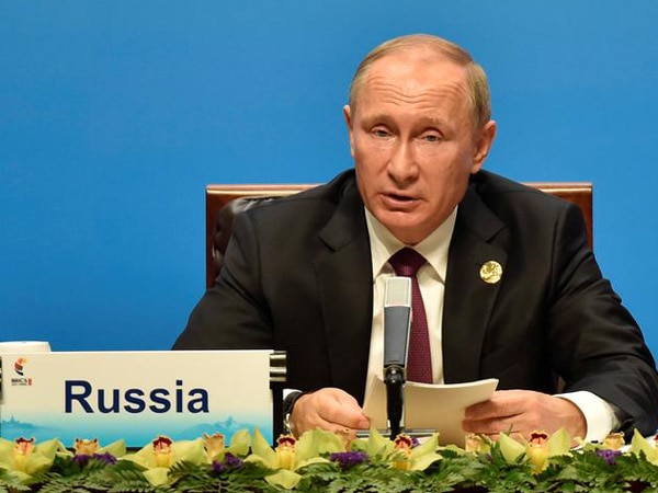 Putin hails direct dialogue between BRICS and business community   Putin hails direct dialogue between BRICS and business community