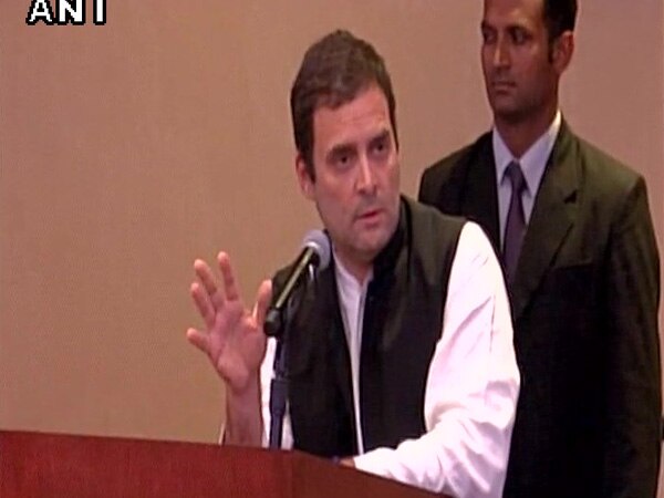 Rahul calls upon NRIs to join hands with Congress Rahul calls upon NRIs to join hands with Congress
