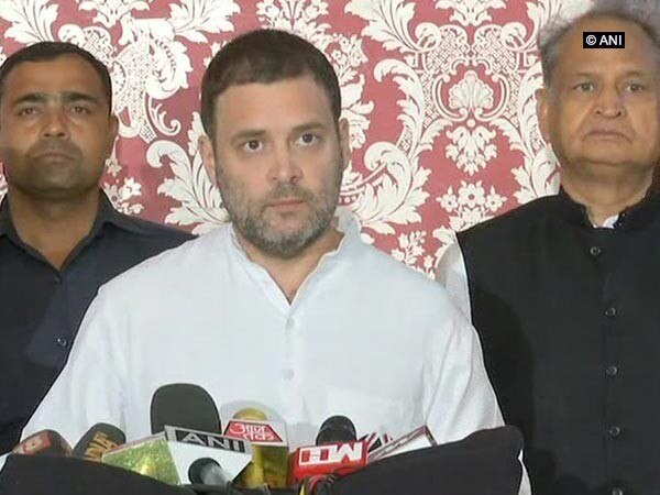 Rahul hosts first iftar party as Congress President Rahul hosts first iftar party as Congress President