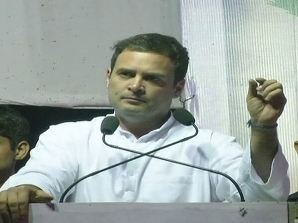 Fight in Gujarat between 'Satya and Asatya' : Rahul Gandhi Fight in Gujarat between 'Satya and Asatya' : Rahul Gandhi