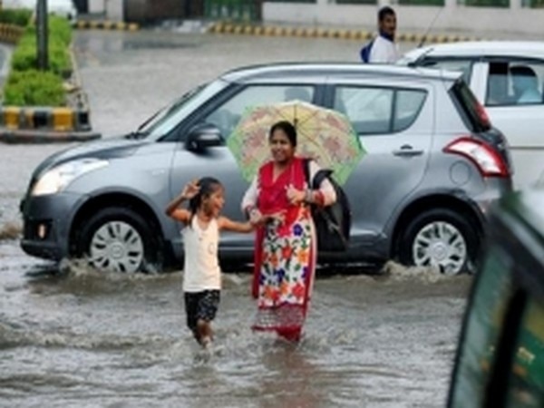 IMD issues five-day heavy rainfall warning for Konkan, Goa, Coastal Karnataka IMD issues five-day heavy rainfall warning for Konkan, Goa, Coastal Karnataka