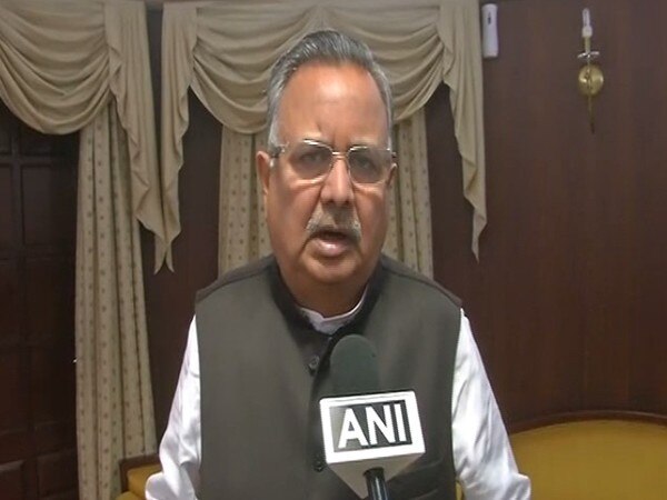 Raman Singh inaugurates five new policies, schemes of health smart card Raman Singh inaugurates five new policies, schemes of health smart card