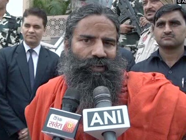 Vajpayee lived for the country: Ramdev Vajpayee lived for the country: Ramdev
